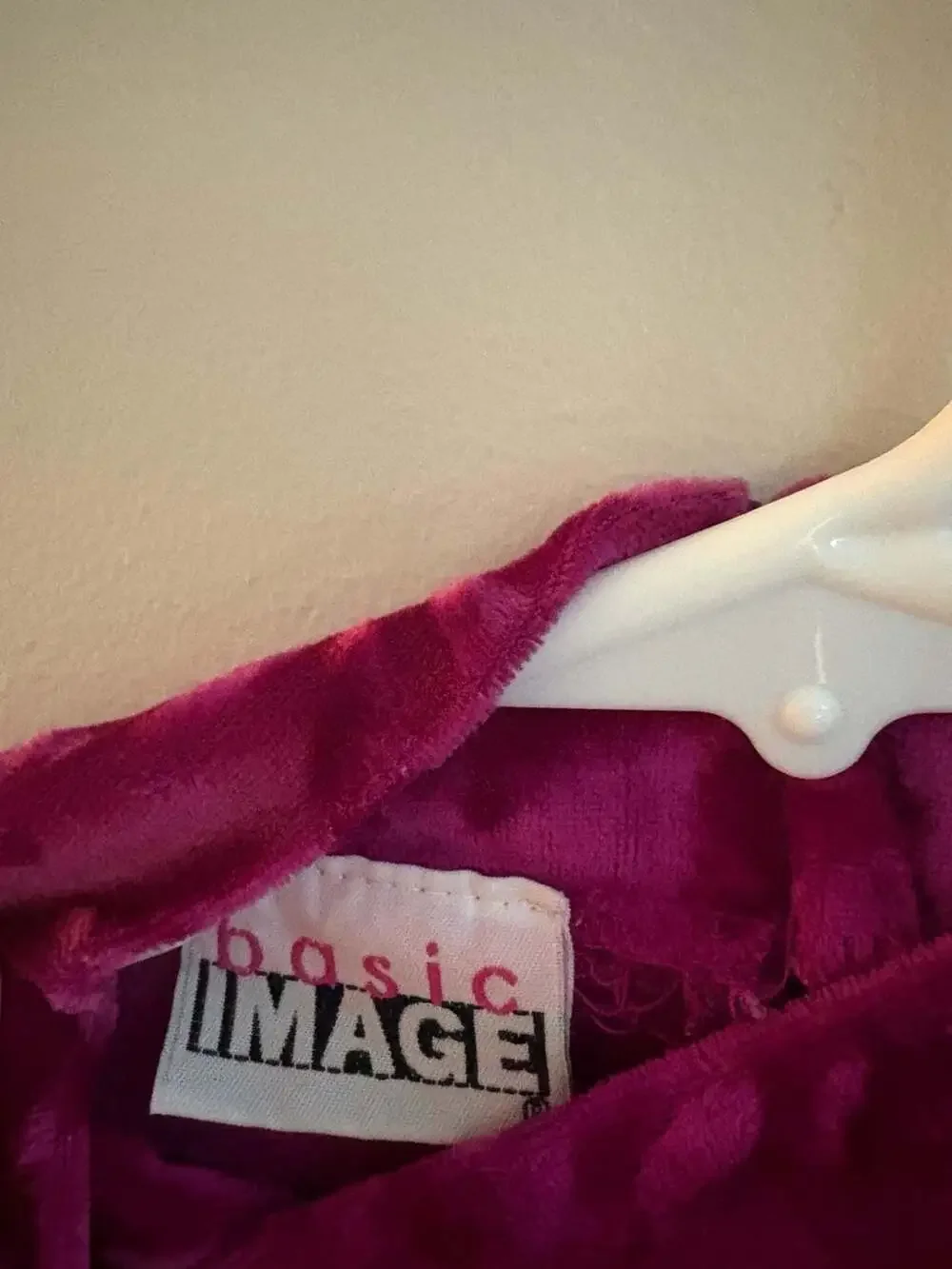 Vintage Basic Image Girls Magenta Floral Velvet Dress with Chain Belt Size 6